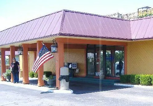 Inn By The Lake