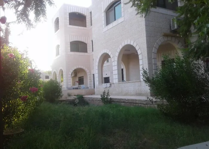 Jericho Waleed'S Hostel
