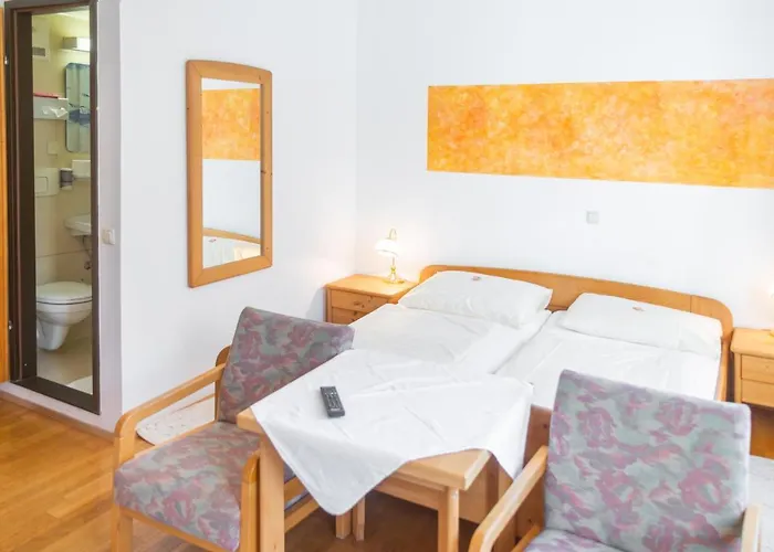 Hotel-Garni&Hostel Sandwirt