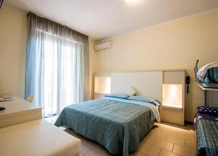 Hotel Deborah