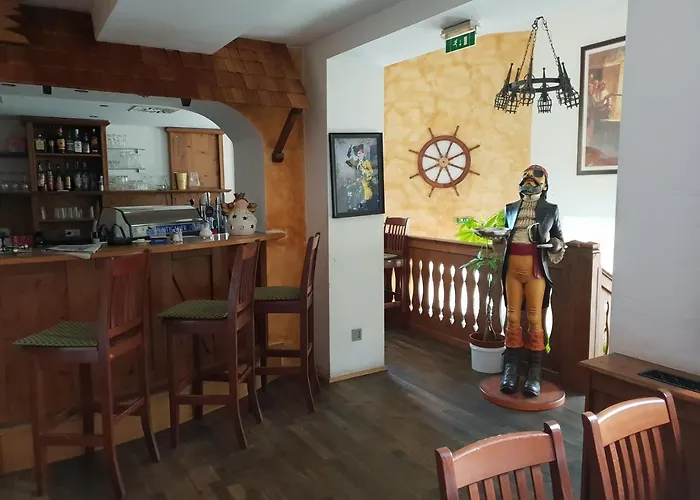 Pirates Hotel