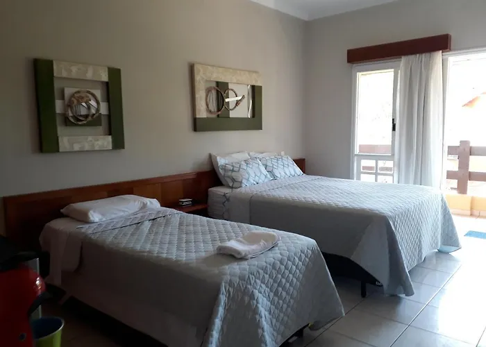 Amarilis Flat Service