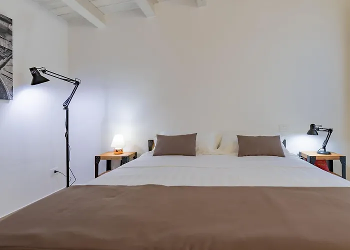 Le Maestranze Deluxe Rooms