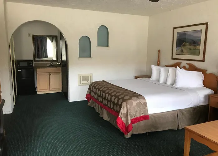 Channel Islands Inn