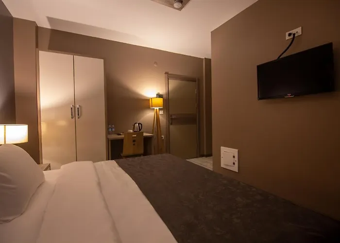 Staron Otel
