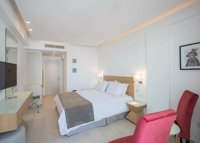 Kokkinos Boutique Hotel