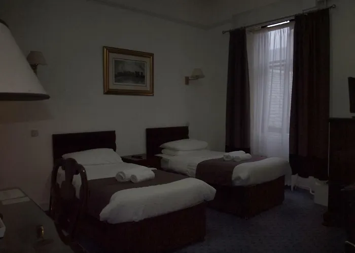 Argyll Arms Hotel