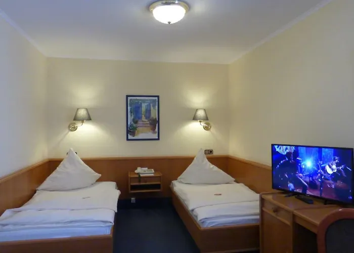 Central Hotel