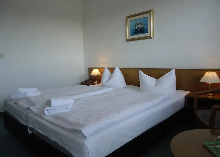 GreenLine Hotel Hellfeld