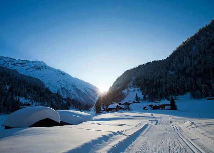 Berghotel Gadmer Lodge - dein Zuhause in den Bergen am Sustenpass im Berner Oberland