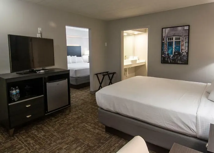 Americana Modern Hotel