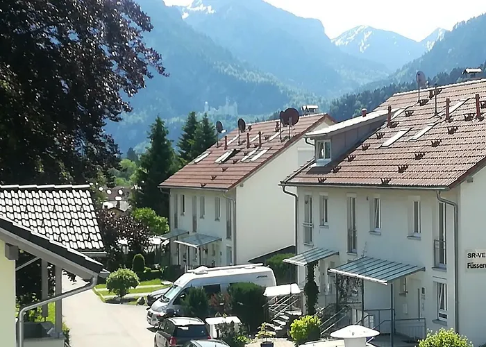 House LA Neuschwanstein Blick - Budget City Hotel