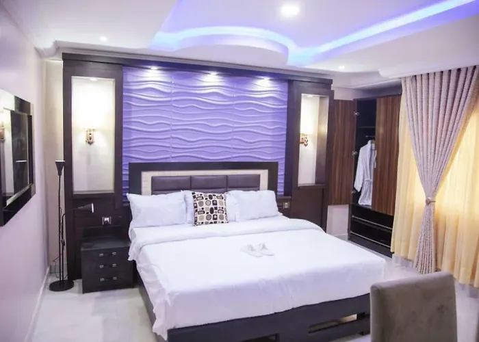 Lushville Hotels And Suites