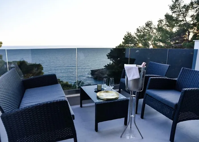 Pino Boutique Hotel