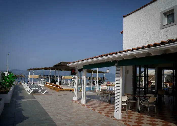 Ammos Apartments