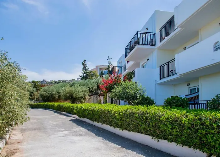 Semiramis Village Hotel