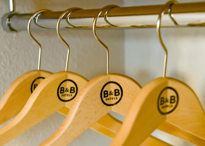 B&B Hotel Hyeres