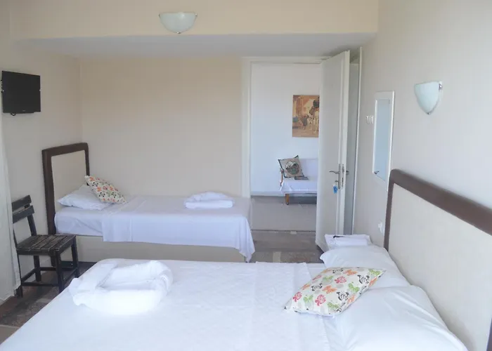 Tunc Hotel