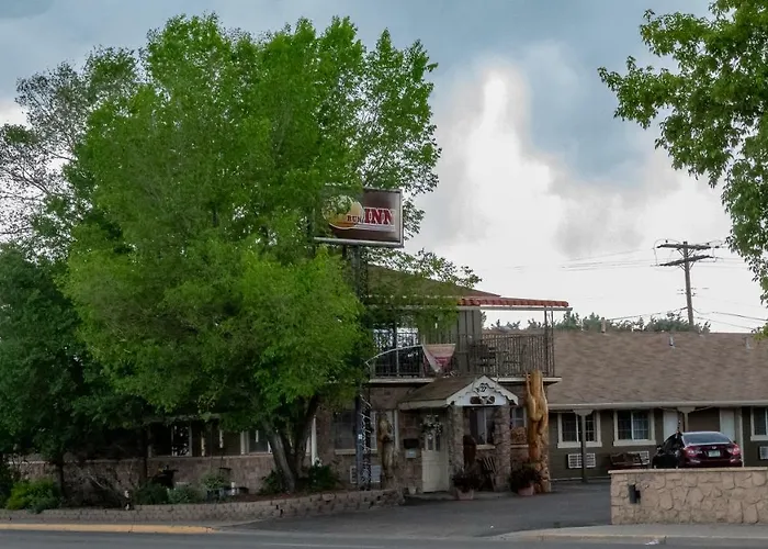 Elk Run Inn