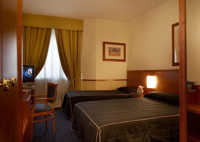 Pacific Hotel Fortino