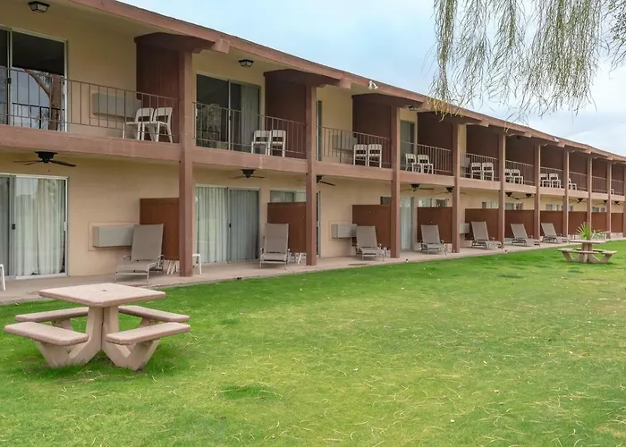 Ramada By Wyndham Holtville Golf Resort/El Centro