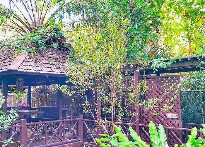 Birds&Bees Resort
