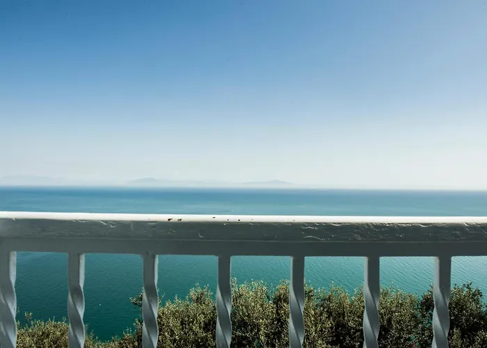Felice Apartments