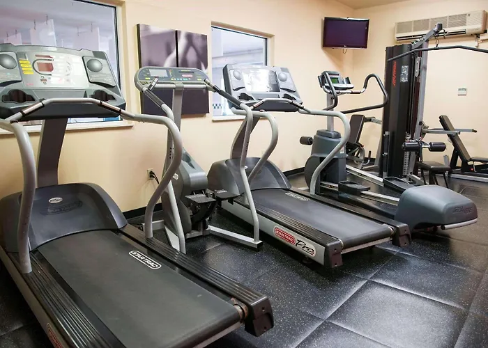 Country Inn & Suites By Radisson, Effingham, Il