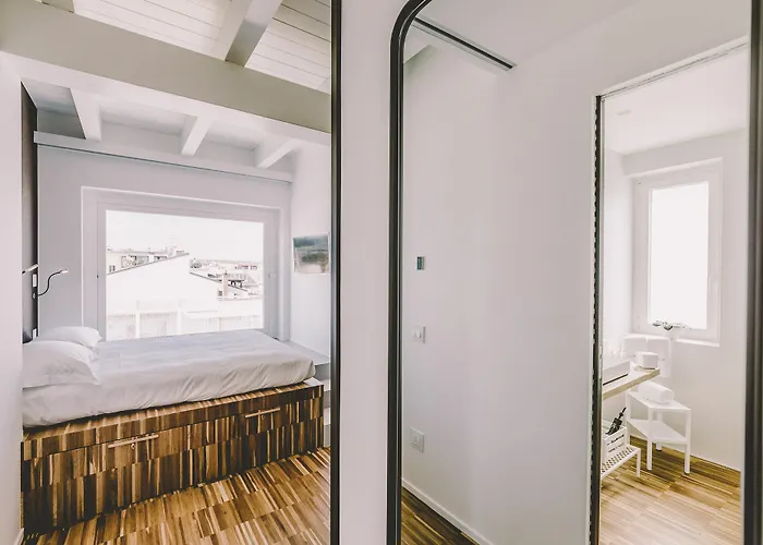 Suite 10