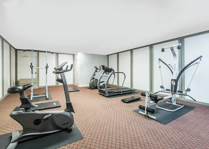 Howard Johnson By Wyndham Kitchener Conestoga