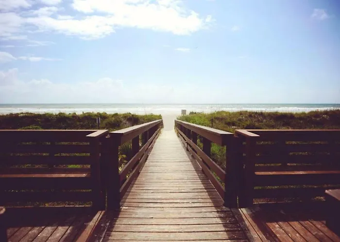 Ocean Life Beach Condo - Only Steps To The Beach