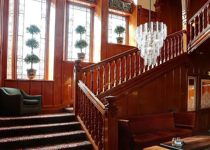 Best Western Cartland Bridge Hotel