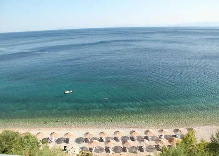 Cokkinis Hotel