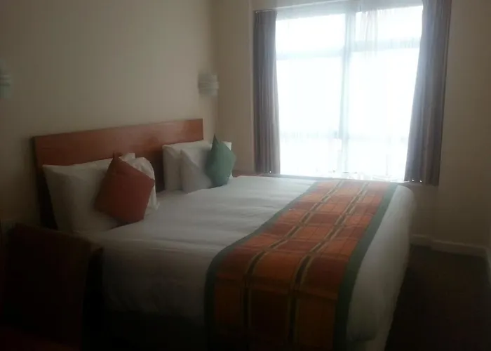 Sefton Express Hotel