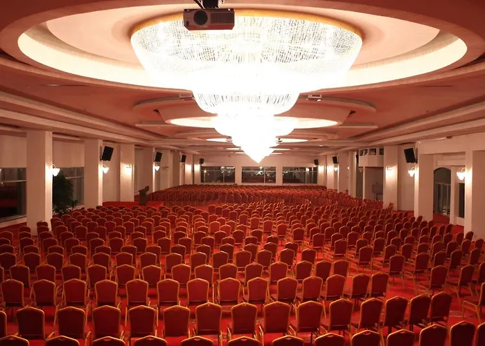 Guengoer Ottoman Palace Thermal Spa & Congress