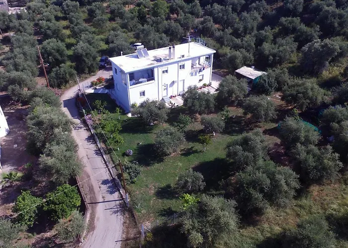 Mina Apartments