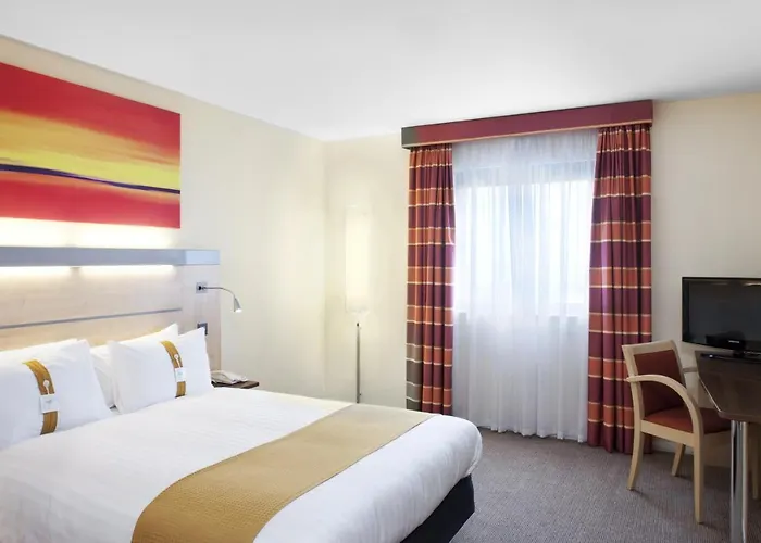 Holiday Inn Express Aberdeen - Bridge Of Don