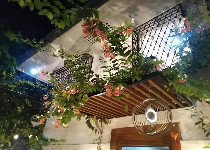 Courtyard Hotel