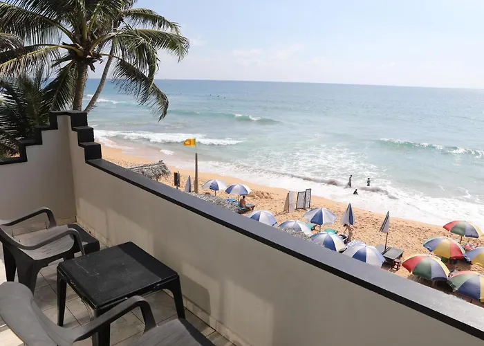 Main Reef Guest House