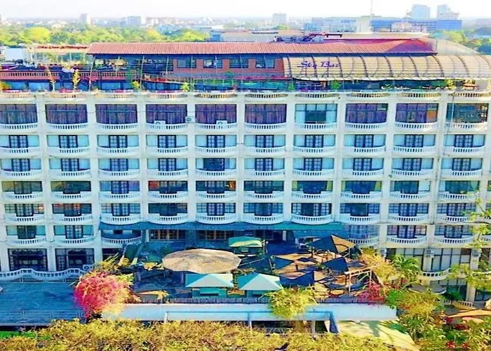 Yangon International Hotel