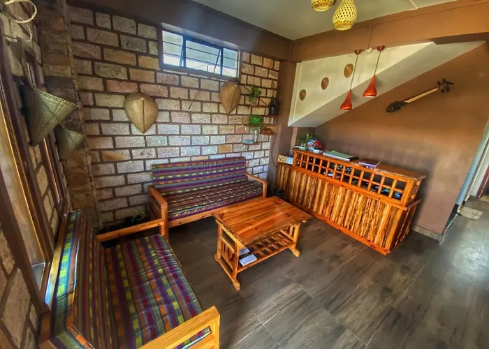 Aisha Guest House Bed & Breakfast