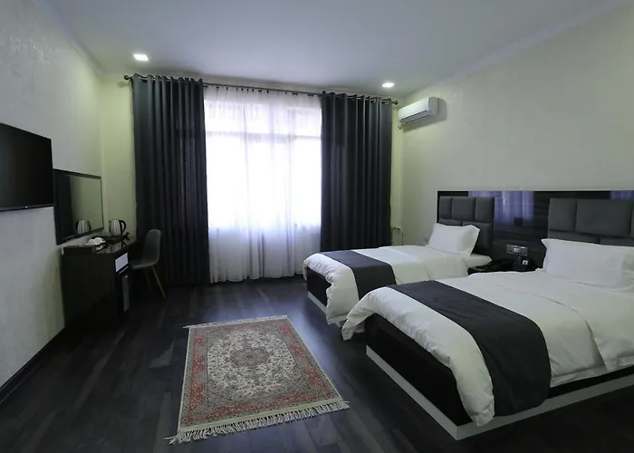 Hotel 777
