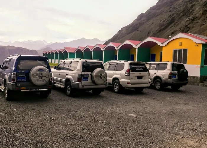 Hotel Mountain Lodge Skardu