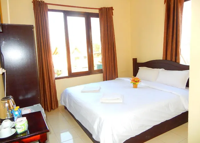 Vang Vieng Camellia Hotel