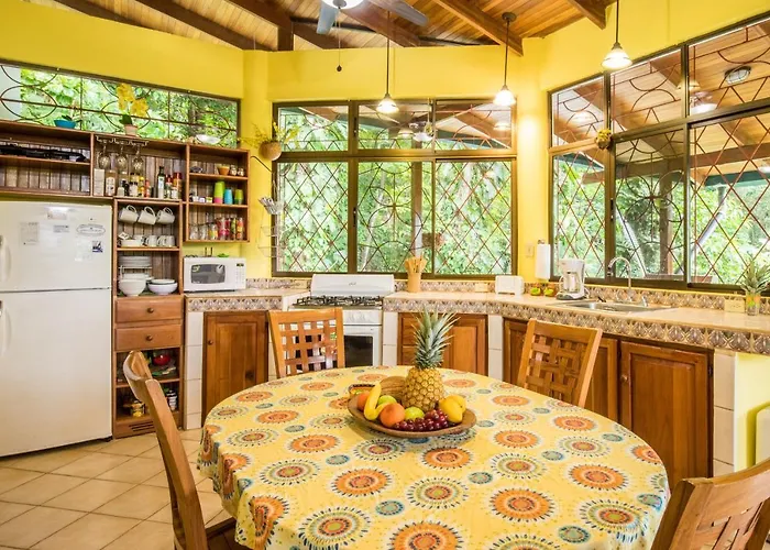 Kiskadee Casa Rainforest Home
