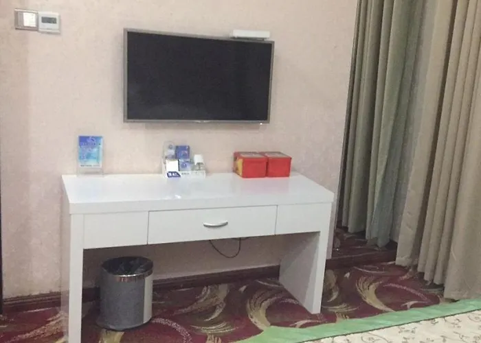 Greentree Alliance Bengbu Railway Station Hotel