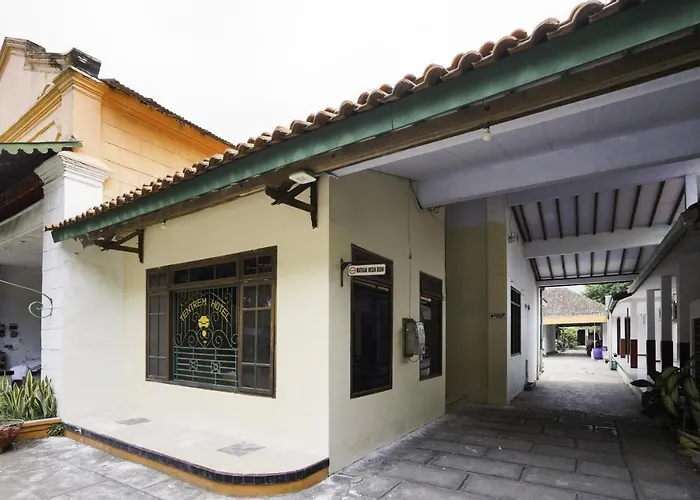 Hotel Tentrem Syariah