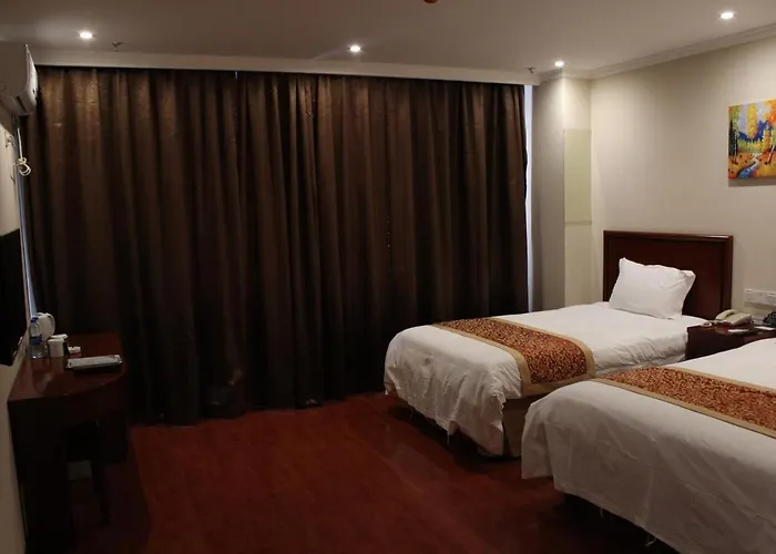 Greentree Inn Qionghai Boao Railway Station Business Hotel