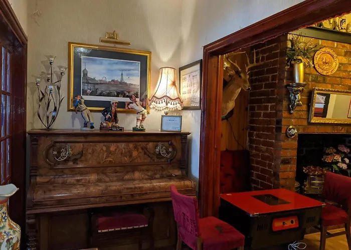 The New Guilderoy Hotel