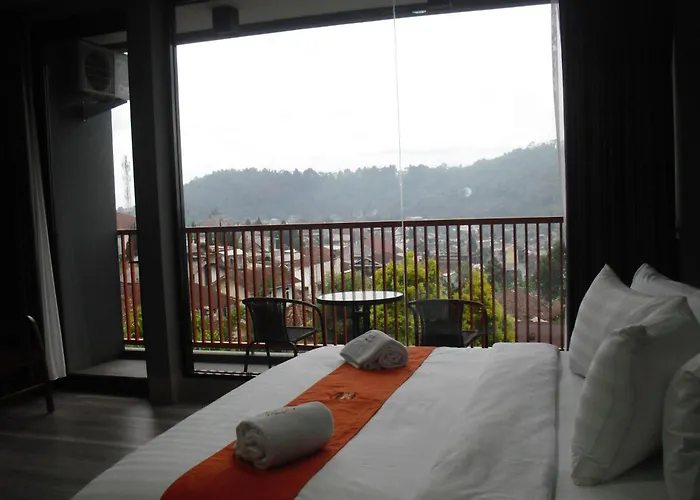 Sturgis Boutique Hotel Cipanas